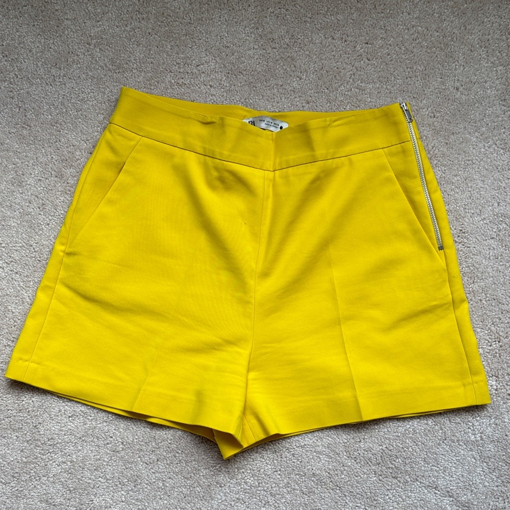 ZARA Yellow Women's Shorts